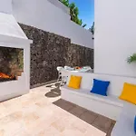 Karina By Villa Puerto del Carmen (Lanzarote)