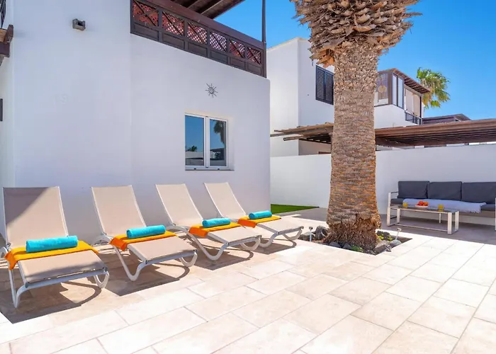 Karina By Vila Puerto del Carmen (Lanzarote)